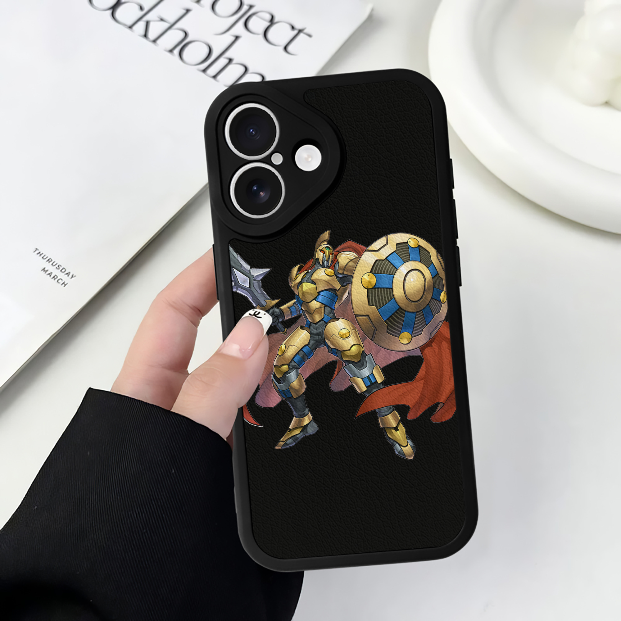 （画像用） 遊☆戯☆王 Yu-Gi-Oh! 【iPhone 16シリーズ対応】シリコンスマホケース（レザー調） 材質：シリコン